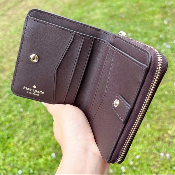 NWT Kate Spade ♠️ Wallet - Picture 3 of 4